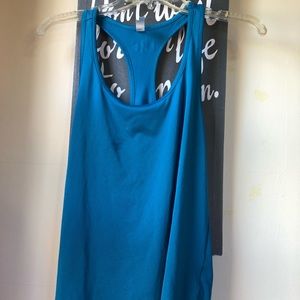 Under Armour: racerback tank